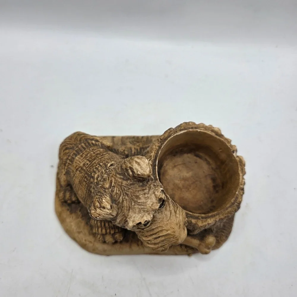 Vintage Terrier Scottie Dog Tree Stump Planter Figurine Bone Rustic Ceramic